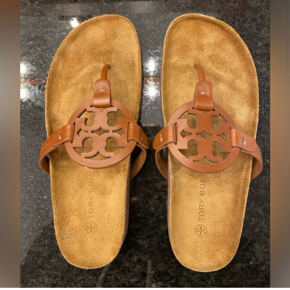 Tory Burch Miller Cloud Sandals in Brown leather. New, size 8.